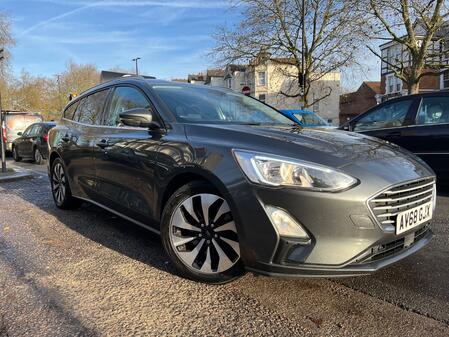 FORD FOCUS 1.5 EcoBlue Zetec