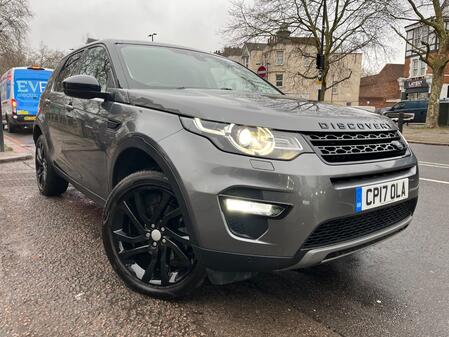 LAND ROVER DISCOVERY SPORT 2.0 TD4 HSE Black